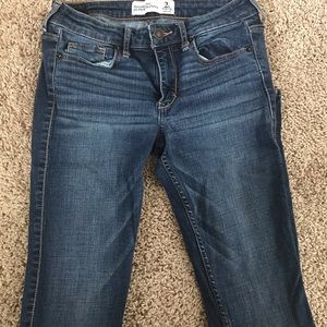 Abercrombie and Fitch super skinny jeans 2S
